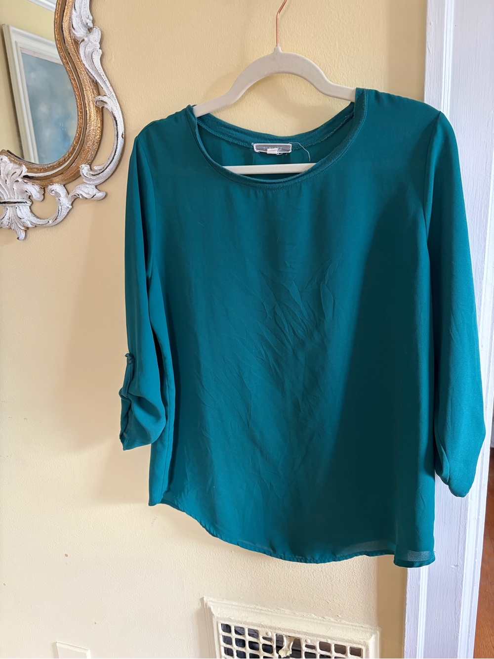 Pleione Teal Long-Sleeve Crewneck Blouse